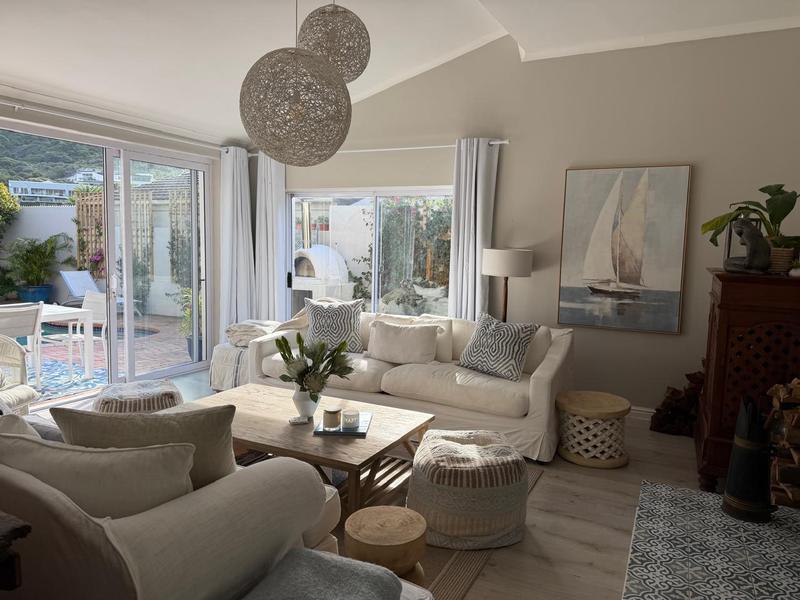 To Let 3 Bedroom Property for Rent in Hout Bay Western Cape